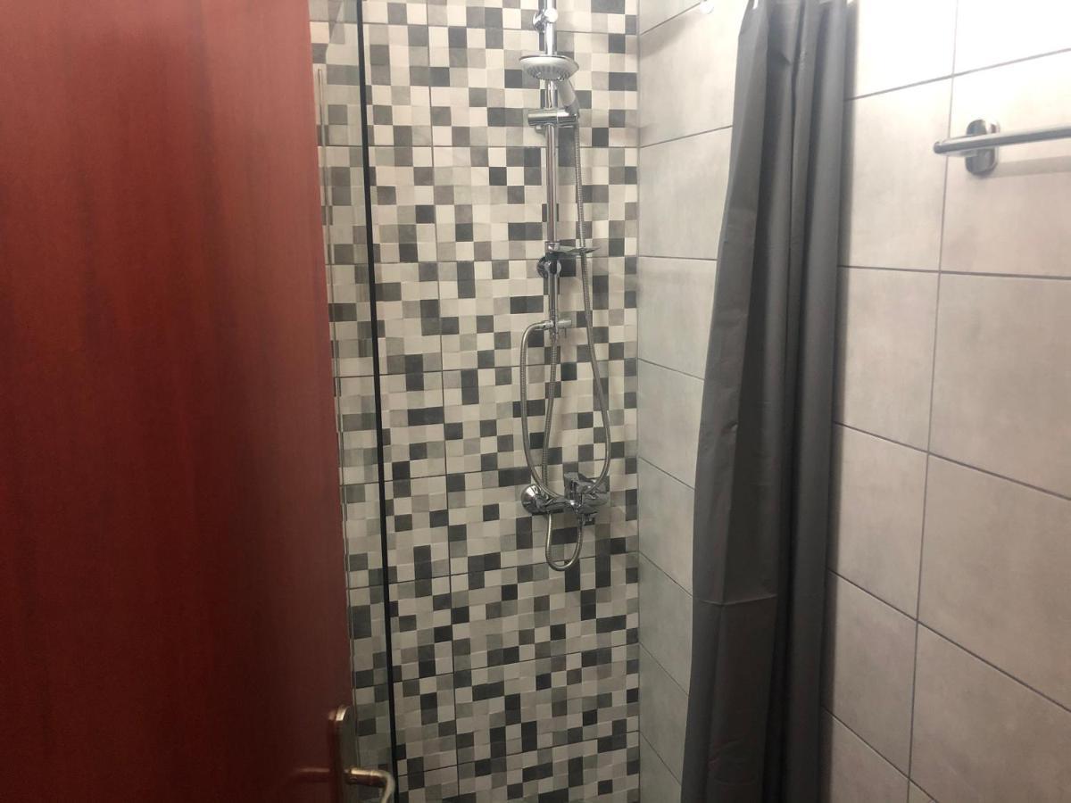 Makis Apartments Touzla Ofrínion 외부 사진